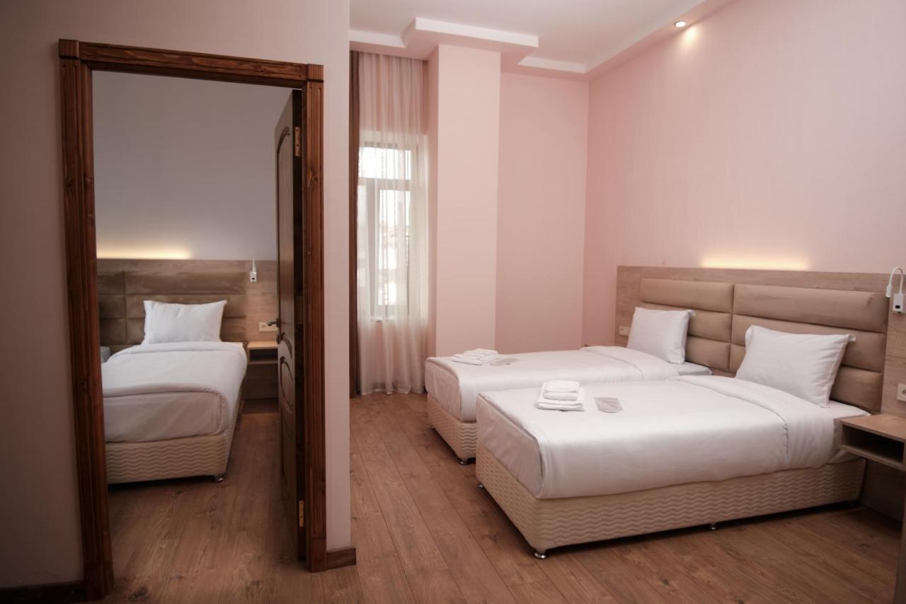 Kuma Hotel 5*